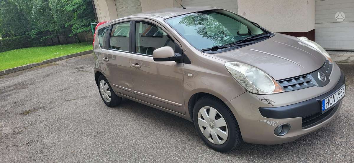 Nissan Note, 1.4 l., Хэтчбек