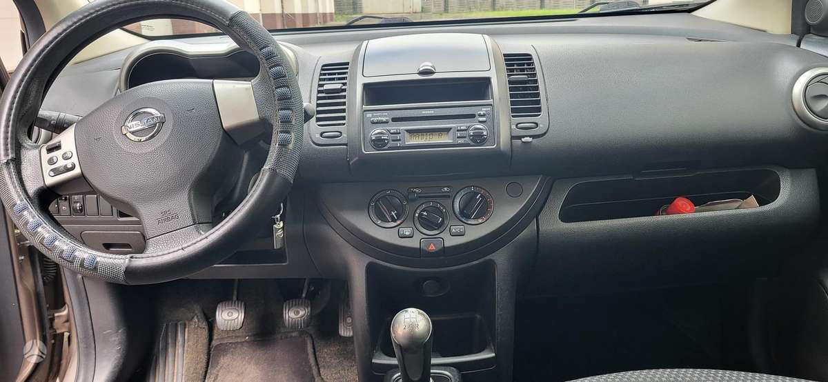 Nissan Note, 1.4 l., hatchback