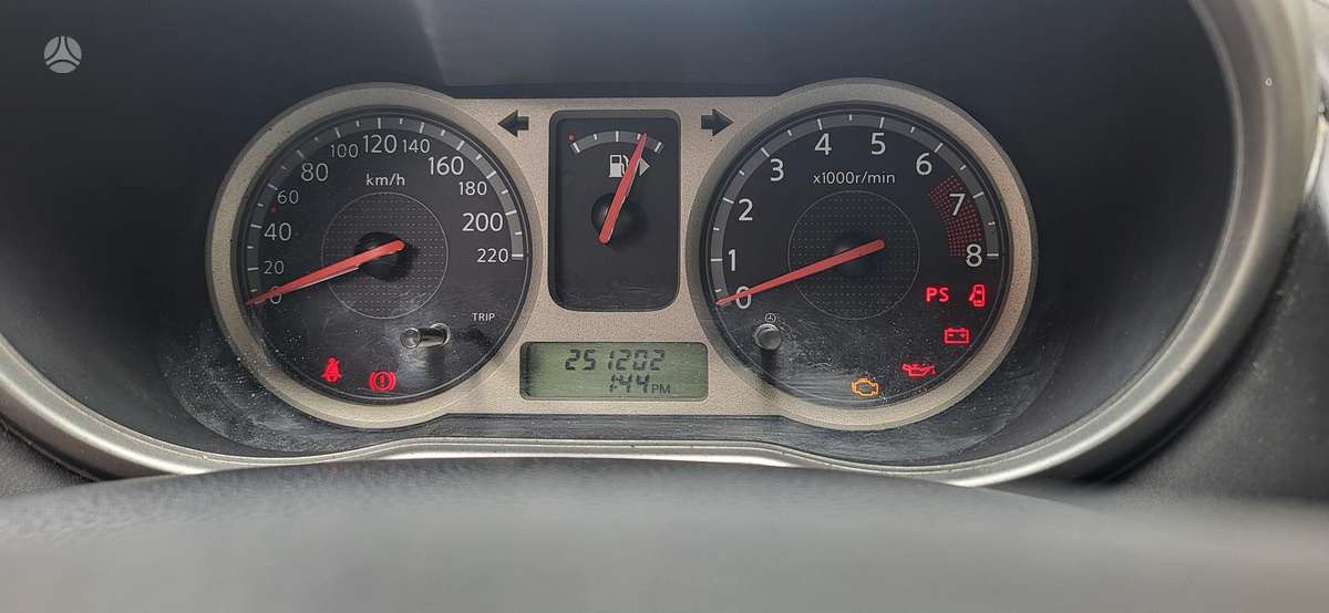 Nissan Note, 1.4 l., hatchback