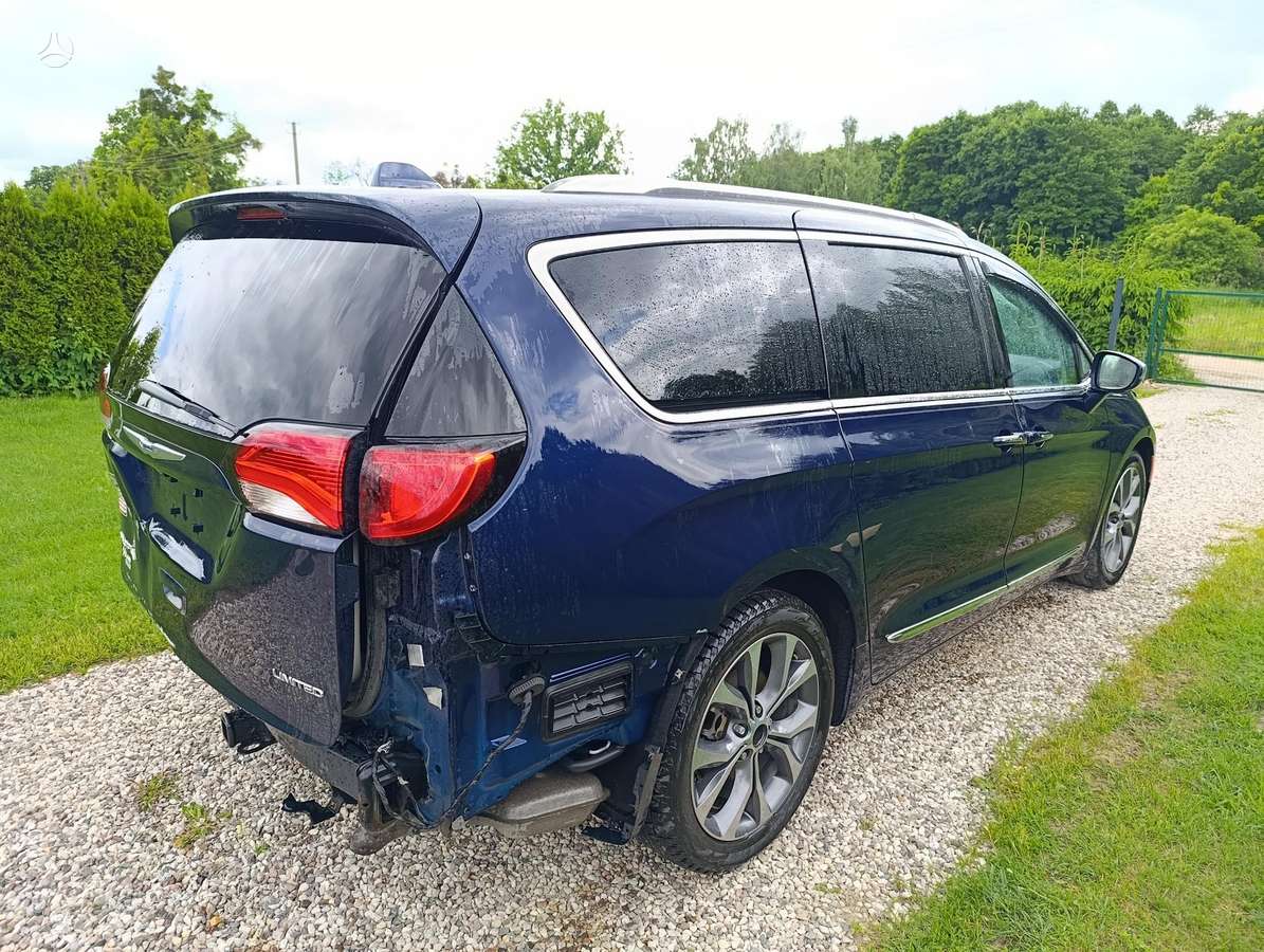 Chrysler Pacifica, 3.6 l., Минивэн