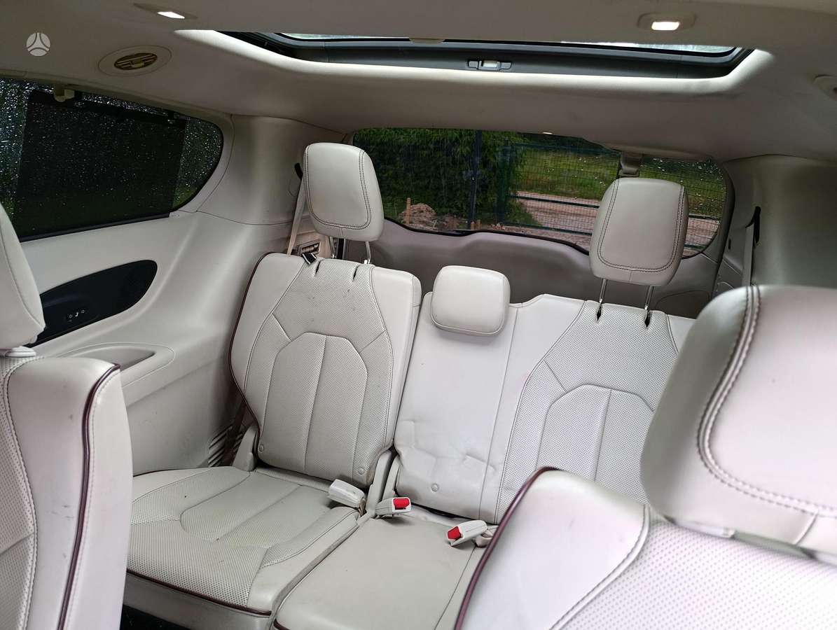 Chrysler Pacifica, 3.6 l., Минивэн