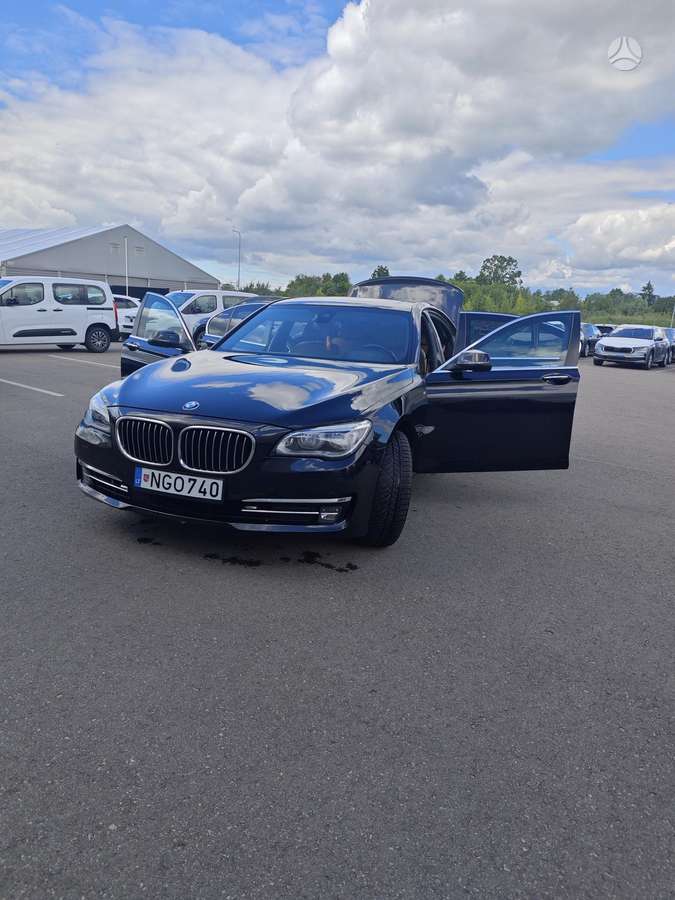 BMW 730, 4.0 l., Седан