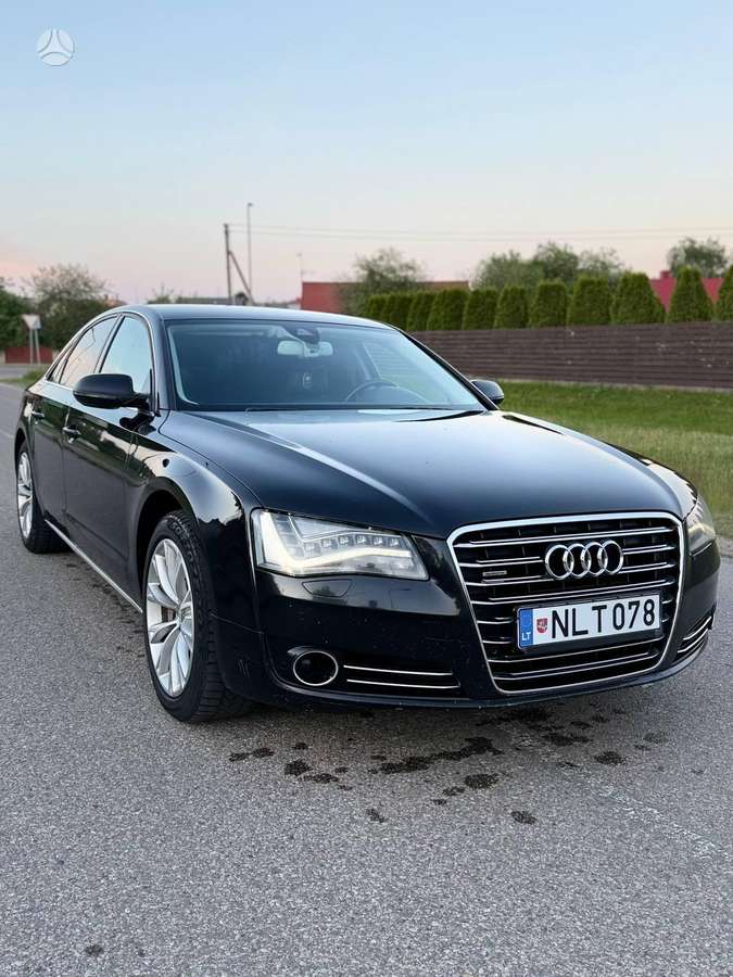 Audi A8, 4.1 l., sedanas