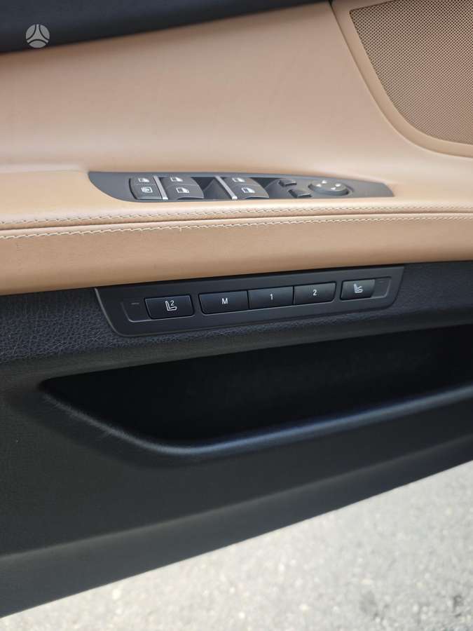BMW 730, 4.0 l., Седан