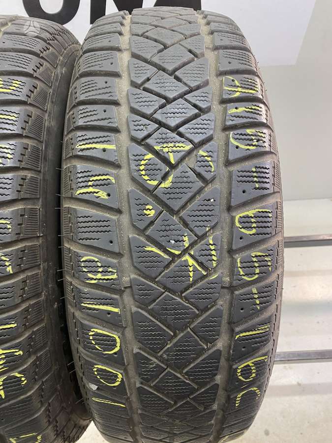Dunlop SP LT60-6, winter 215/65 R16