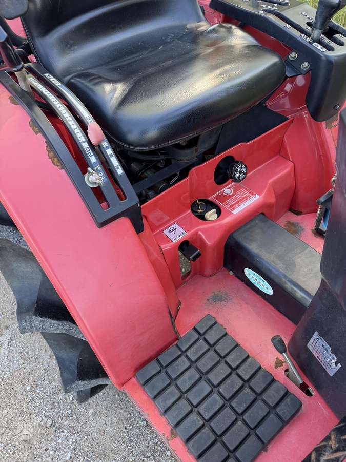 Mitsubishi Mt155, tractors