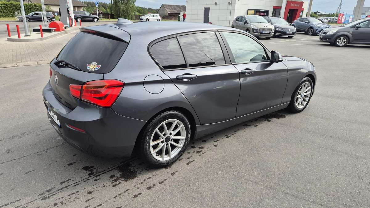 BMW 116, 1.5 l., hatchback