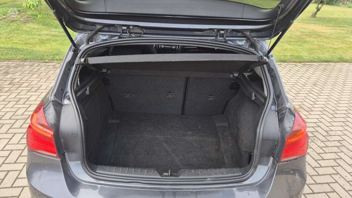 BMW 116, 1.5 l., Хэтчбек