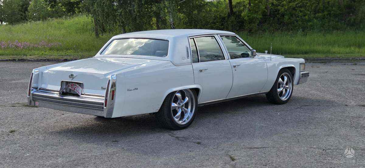 Cadillac DeVille, 7.0 l., Седан