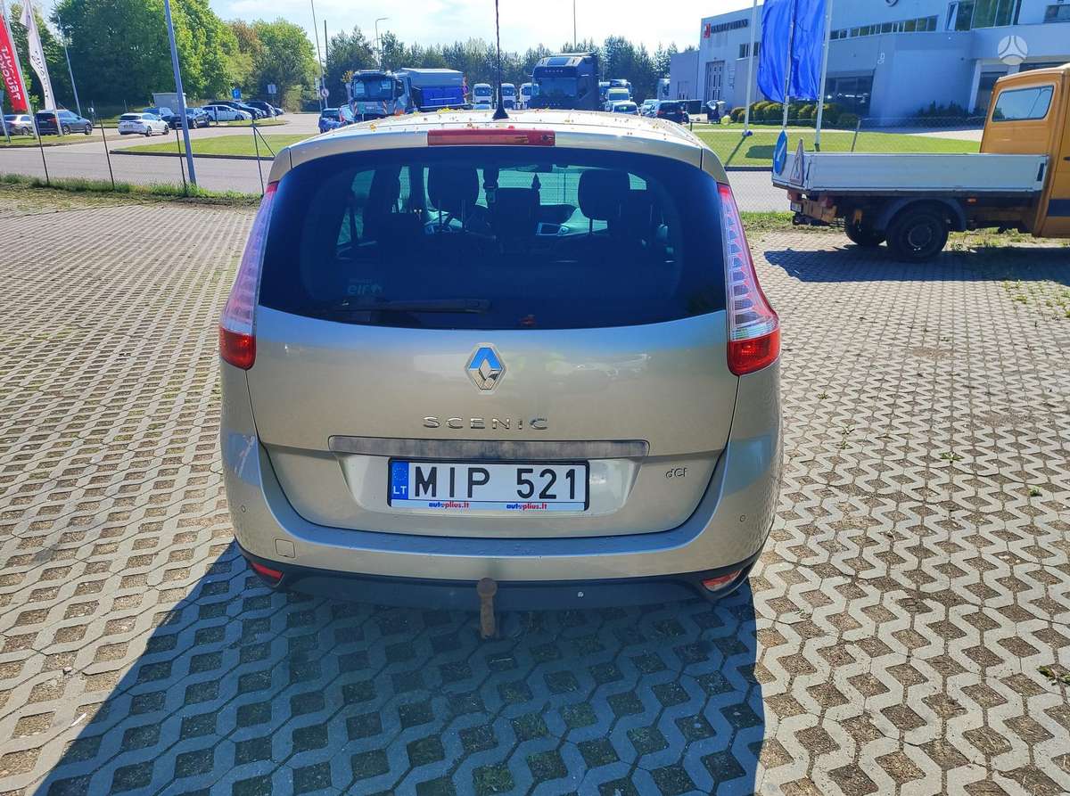Renault Grand Scenic - 3