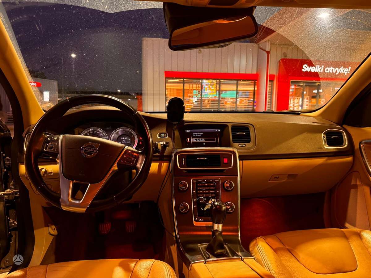 Volvo S60 - 7