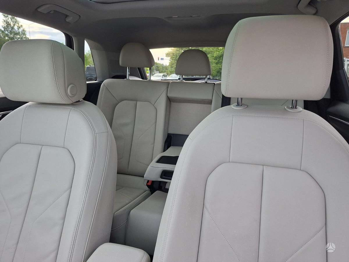 Audi Q3, 2.0 l., hatchback
