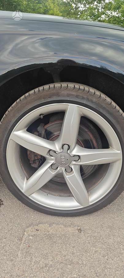 Audi A4, 2.0 l., universalas