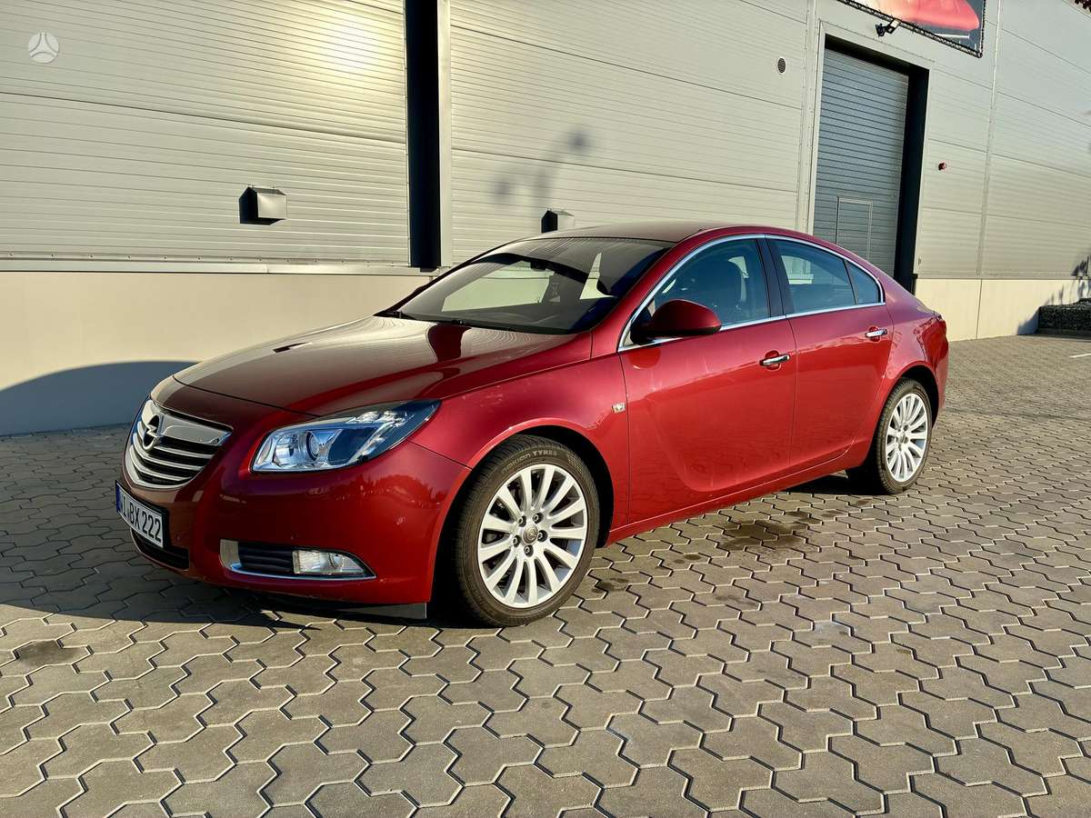 Opel Insignia, 2.0 l., hatchback