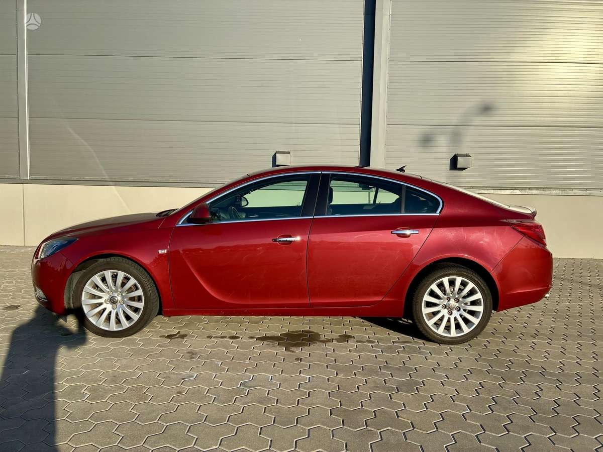 Opel Insignia, 2.0 l., hatchback
