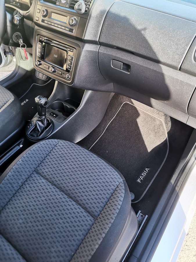 Skoda Fabia, 1.2 l., Хэтчбек