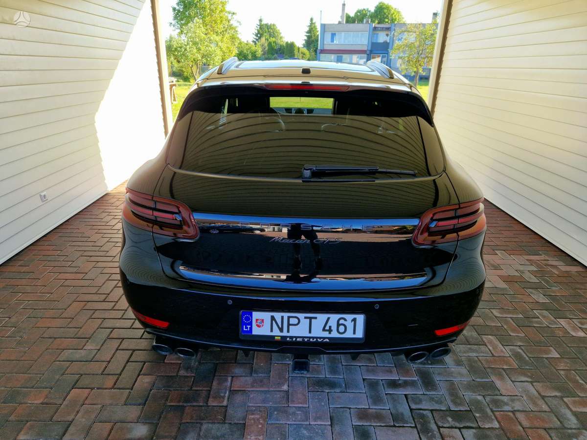 Porsche Macan - 3