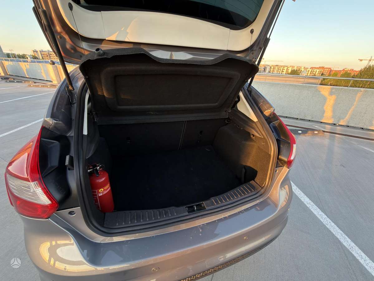 Ford Focus, 2.0 l., Хэтчбек