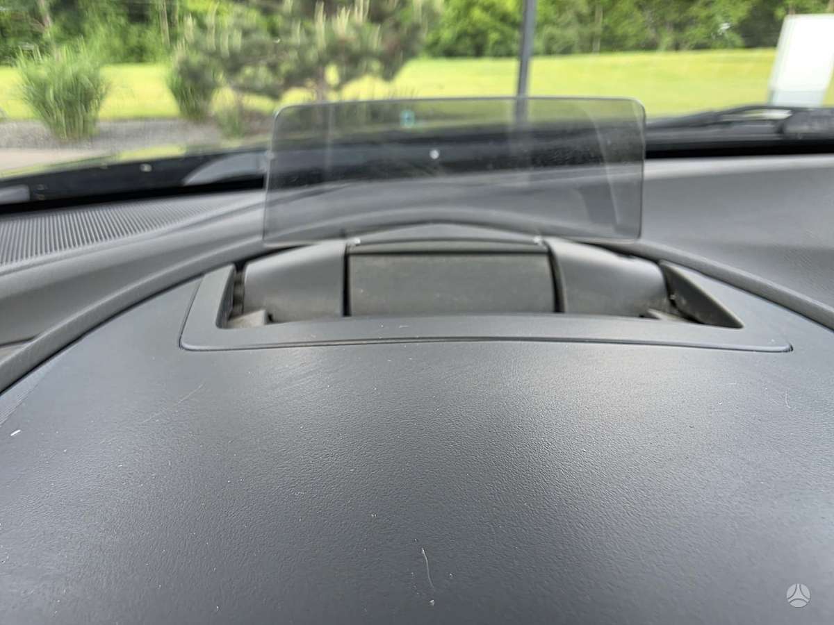 Mazda 3, 1.5 l., hatchback
