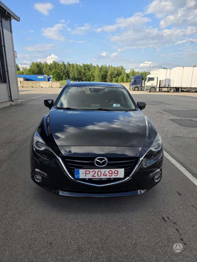 Mazda 3, 1.5 l., hatchback