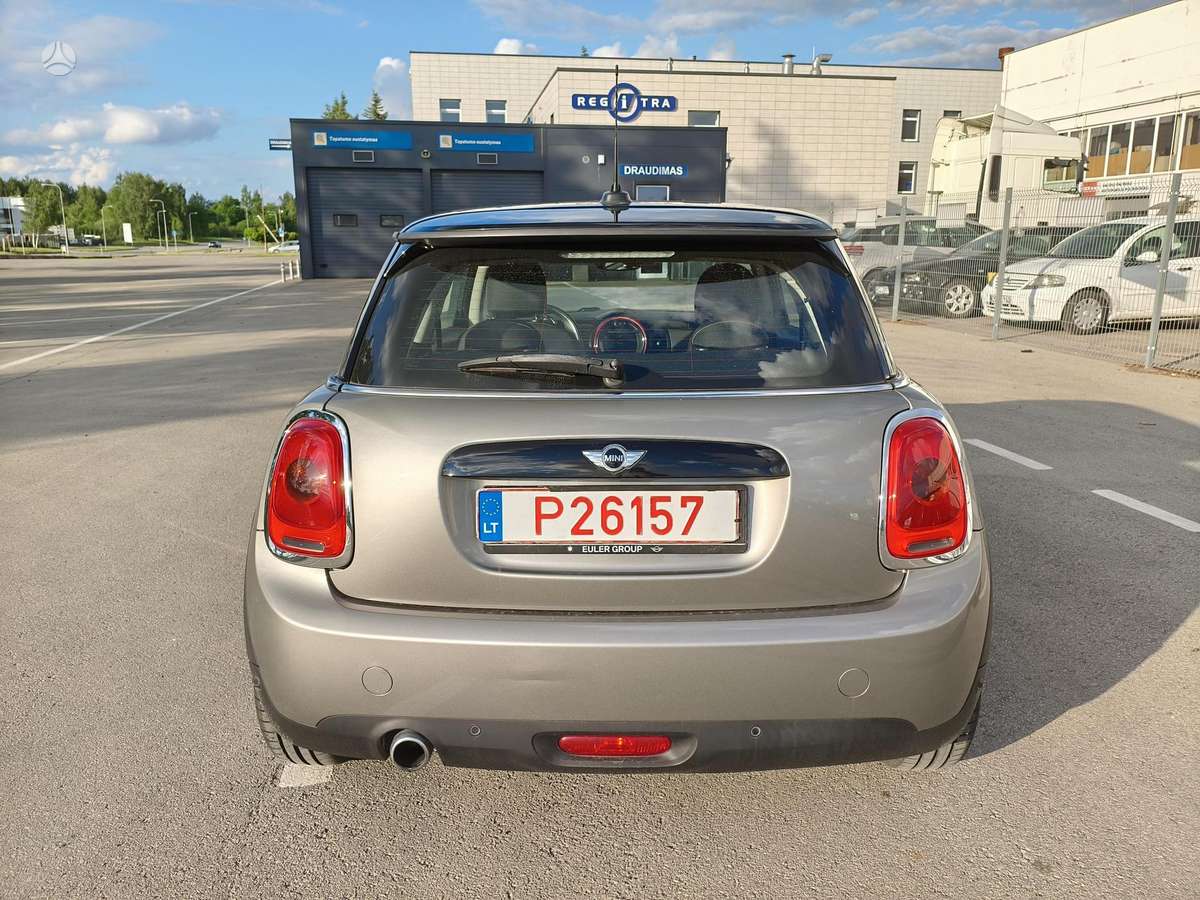 Mini Cooper SD, 1.5 l., hatchback
