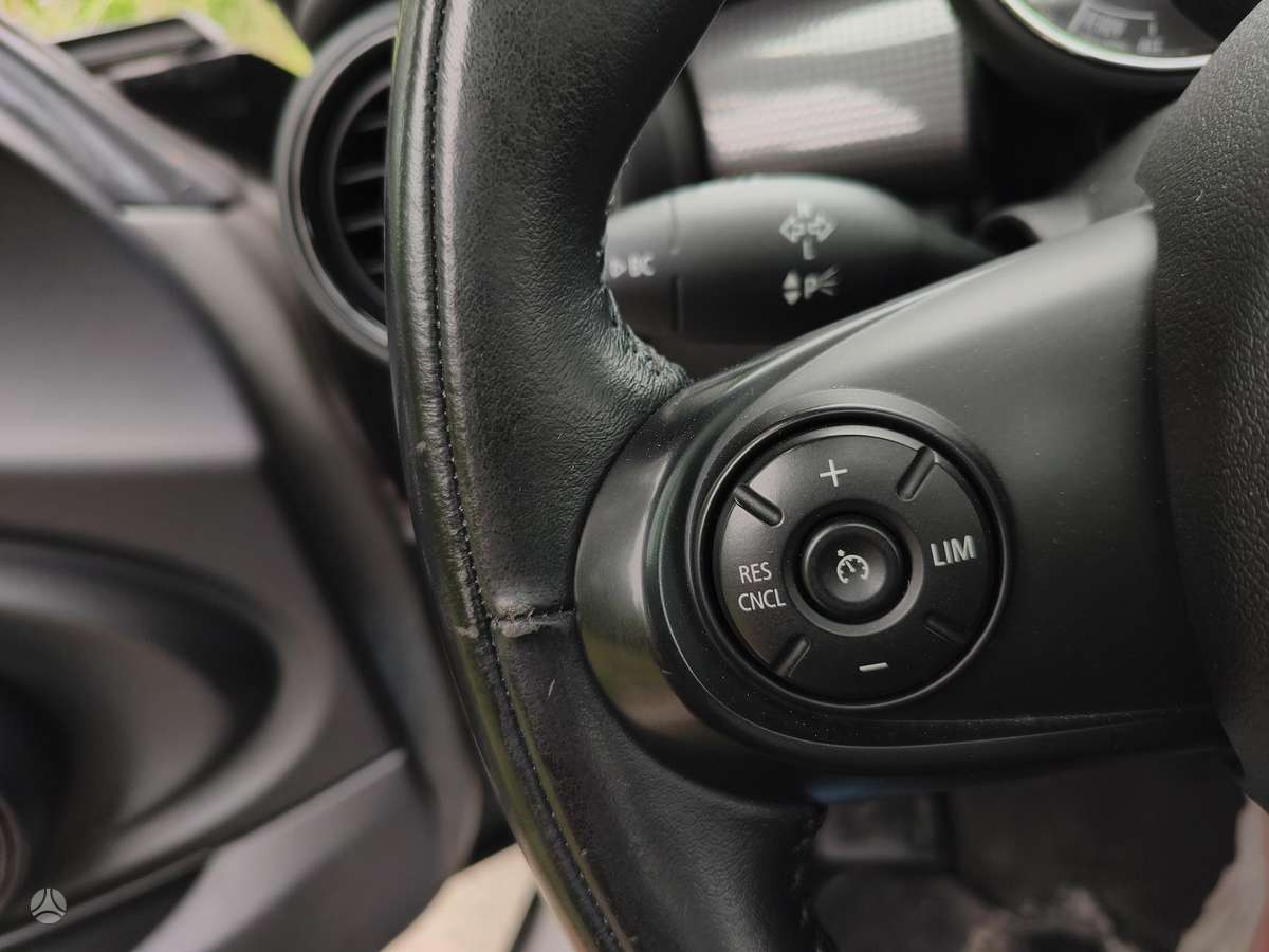 Mini Cooper SD, 1.5 l., Хэтчбек
