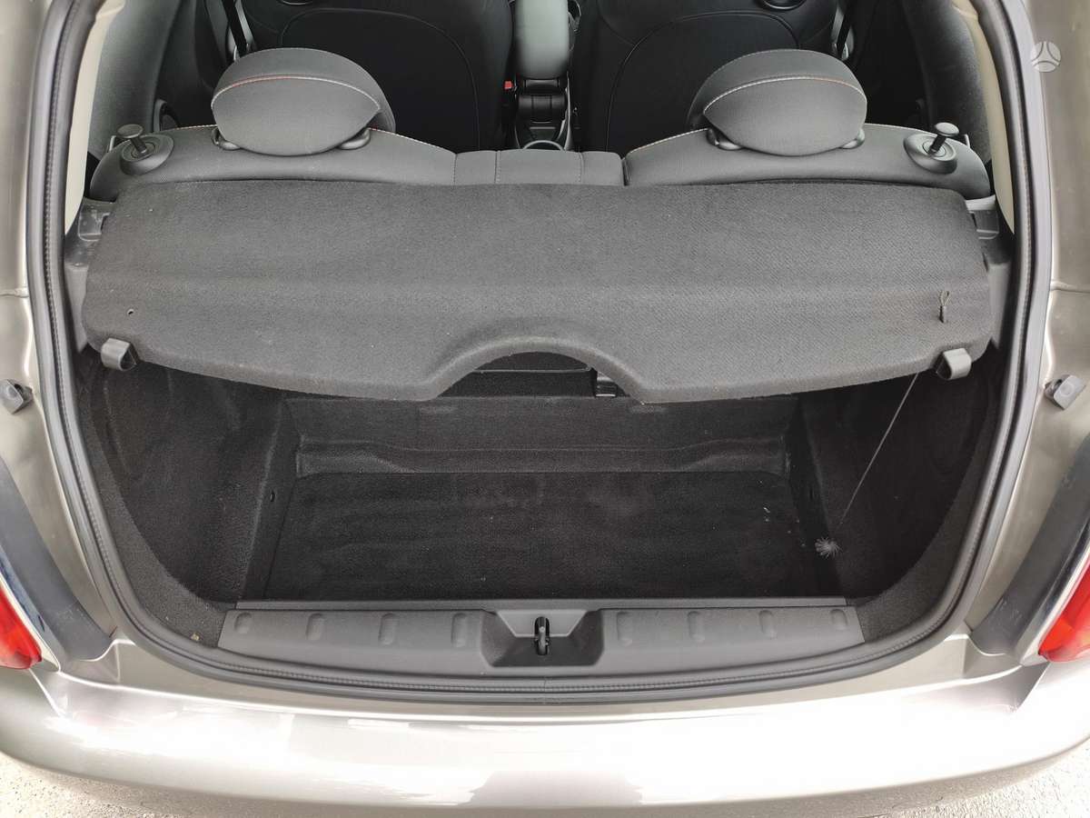 Mini Cooper SD, 1.5 l., hatchback