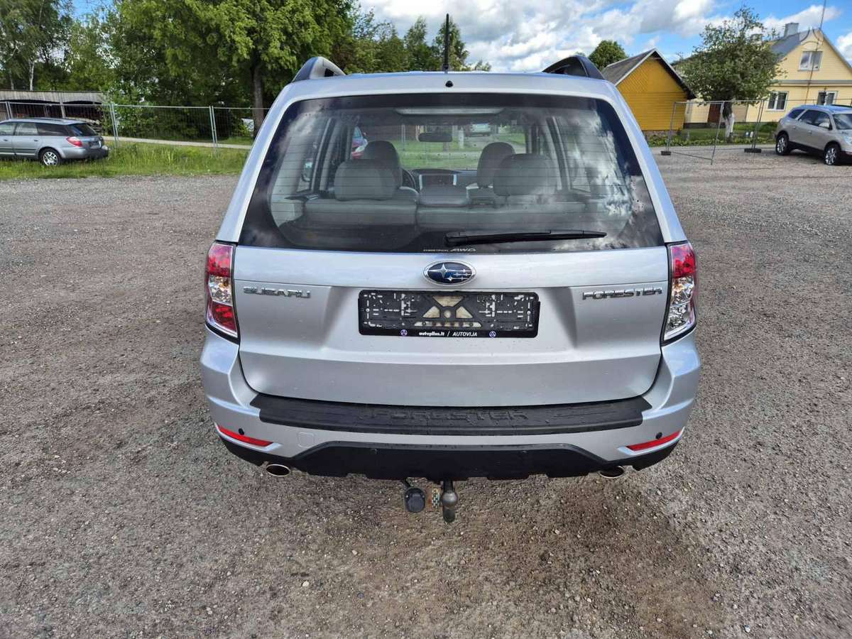 Subaru Forester, 2.0 l., wagon