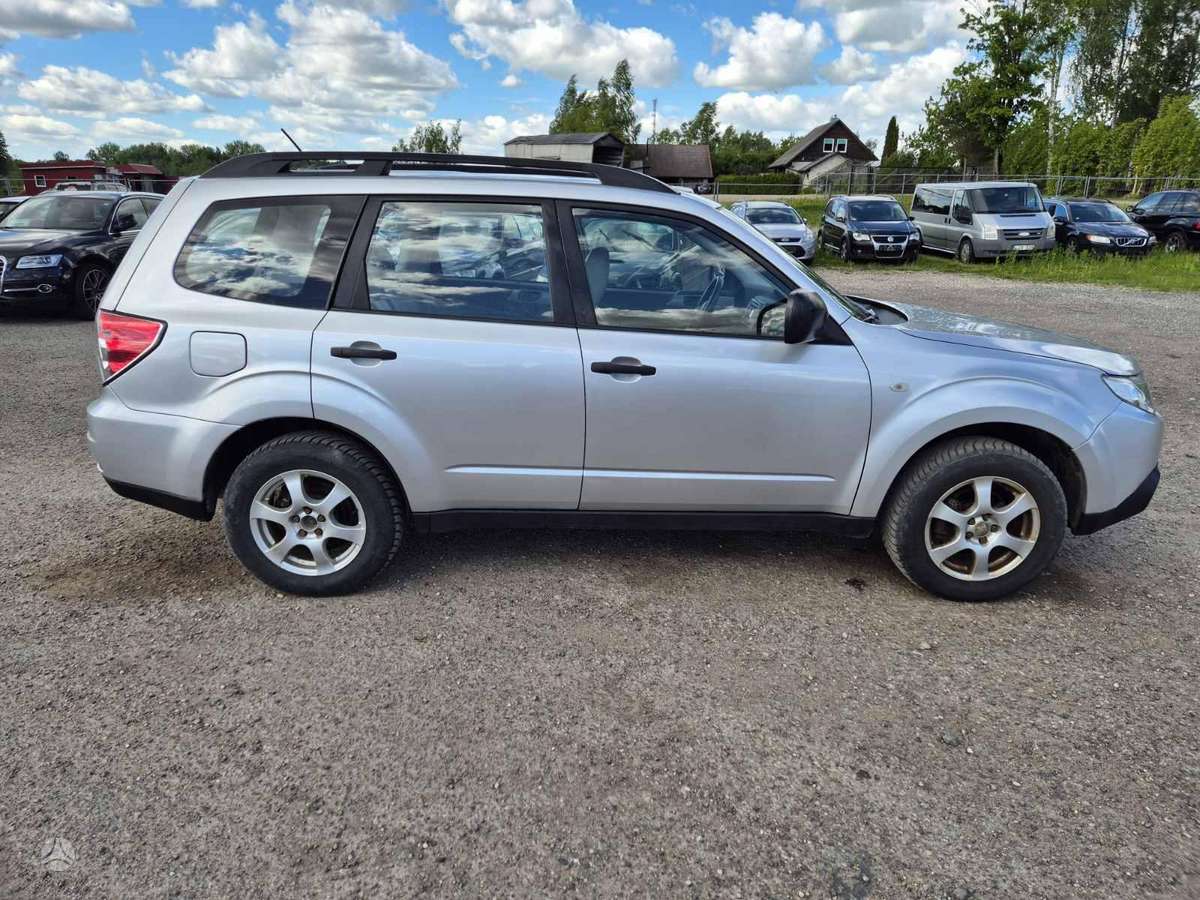 Subaru Forester, 2.0 l., universalas
