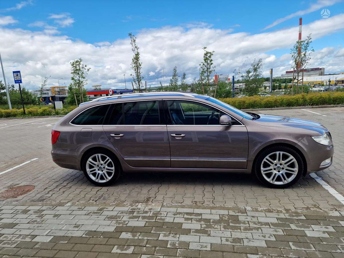 Skoda Superb, 1.8 l., Универсал