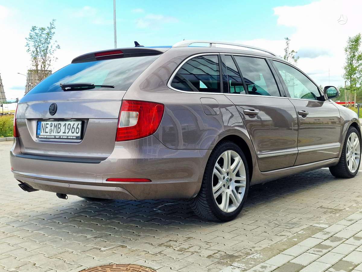 Skoda Superb, 1.8 l., Универсал