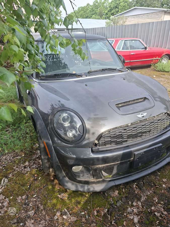 Mini Cooper S dalimis