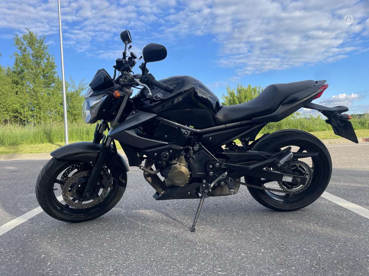 Yamaha XJ6, street / classic