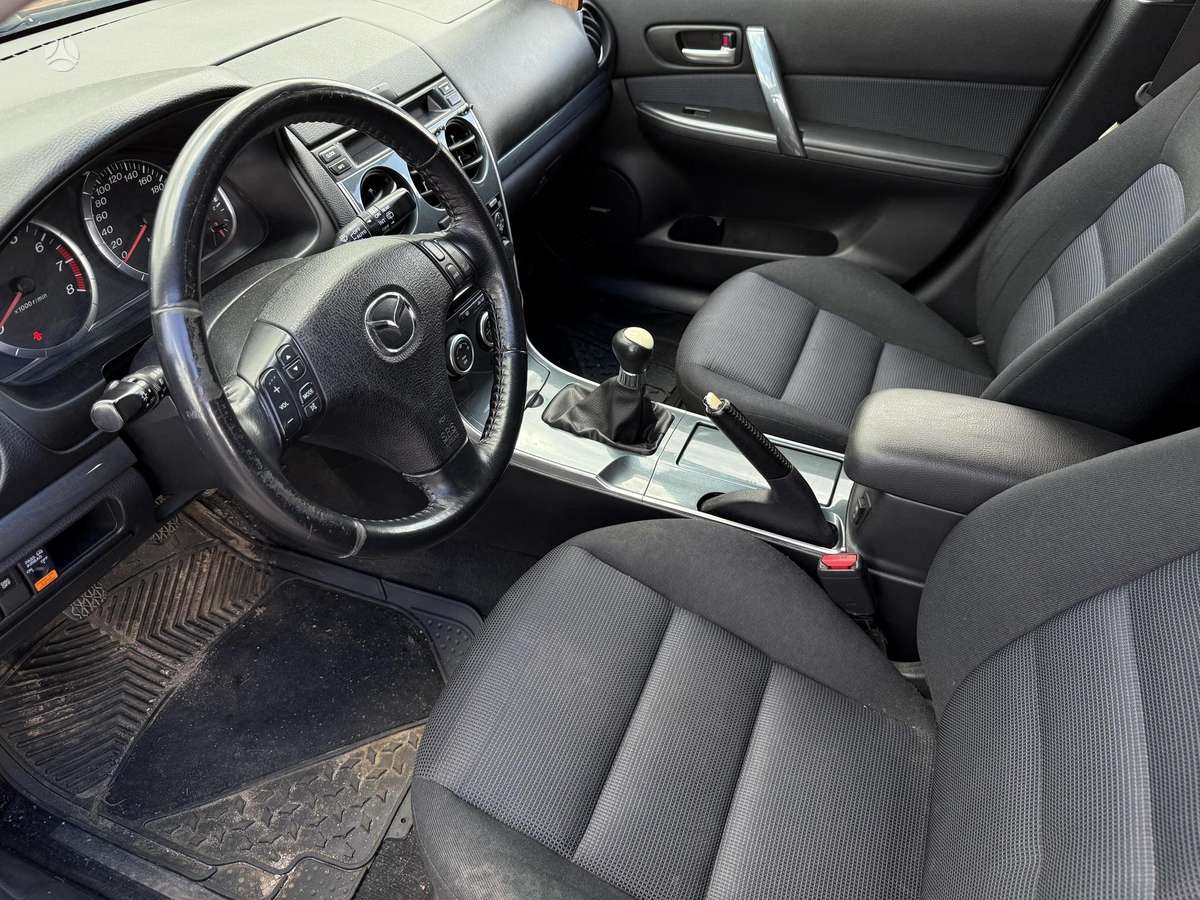 Mazda 6, 1.8 l., saloon / sedan