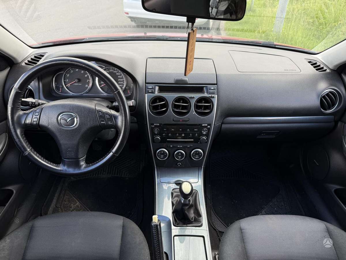 Mazda 6, 1.8 l., saloon / sedan
