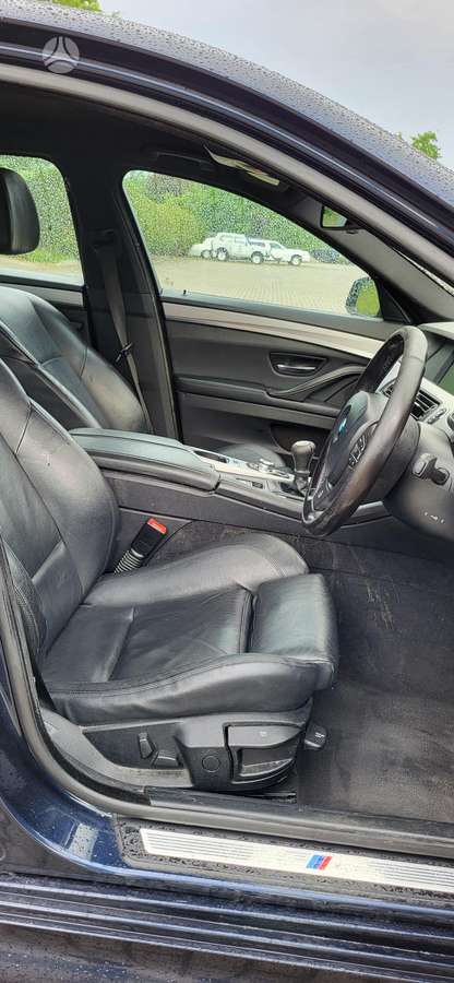 BMW 520, 2.0 l., Седан