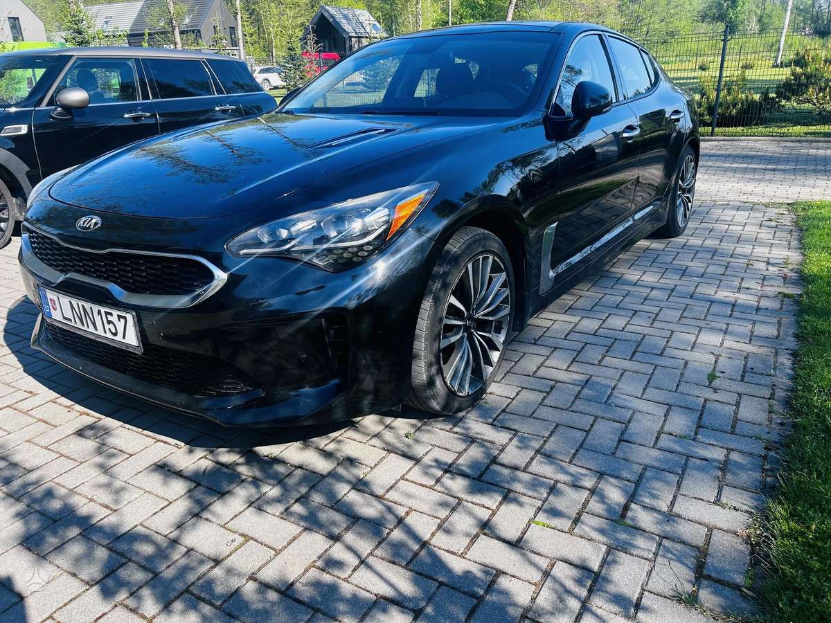 Kia Stinger, 2.0 l., Седан