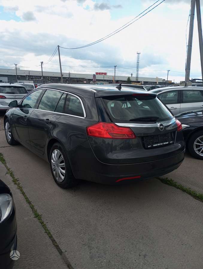 Opel Insignia, 2.0 l., wagon