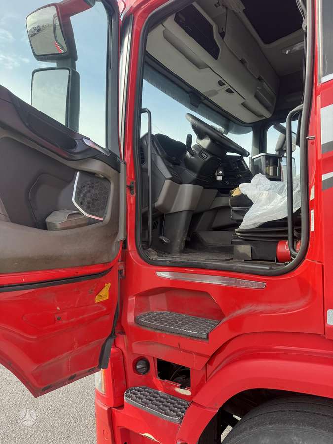 Scania R650, cab-chassis trucks