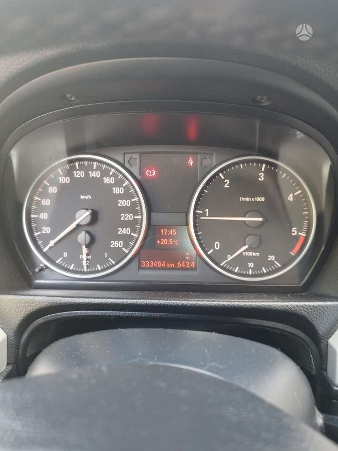 BMW 318, 2.0 l., Седан