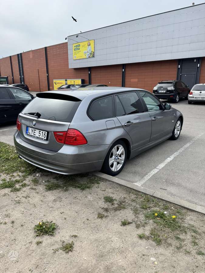 BMW 318, 2.0 l., Универсал