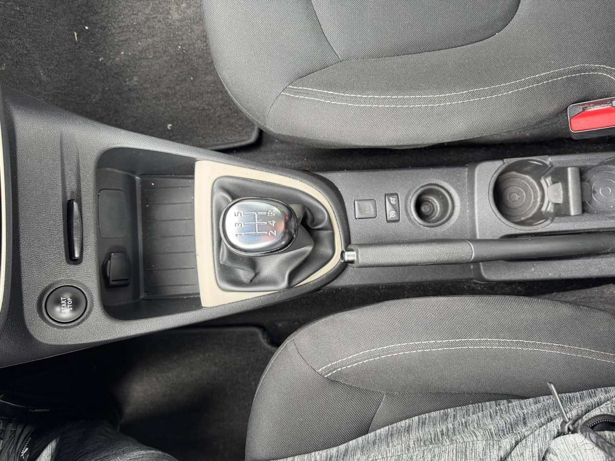 Renault Captur, 0.9 l., off-road / crossover