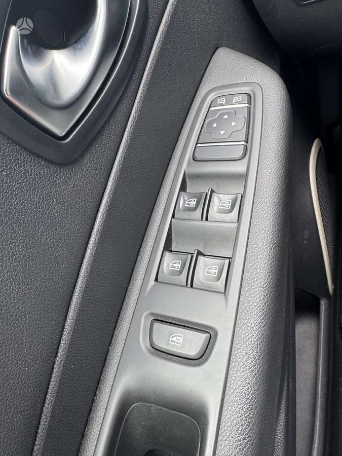 Renault Captur, 0.9 l., off-road / crossover