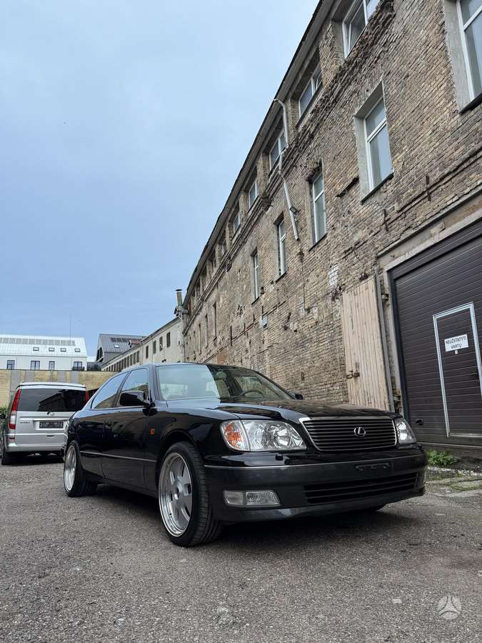 Lexus LS 400, 4.0 l., Седан