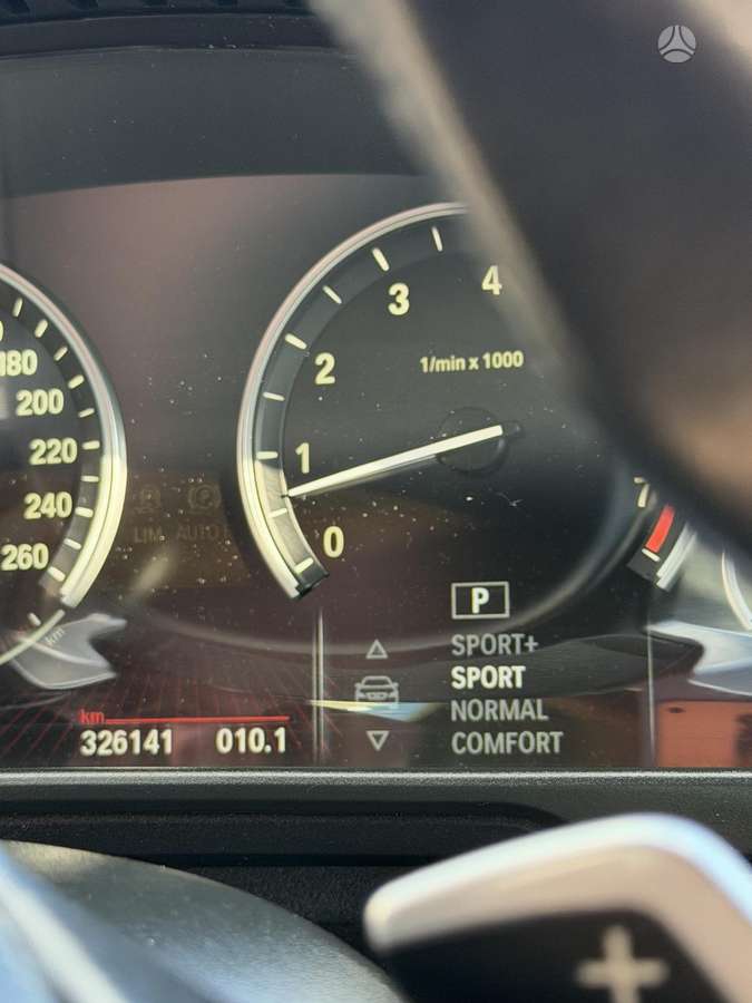 BMW 528, 3.0 l., Седан