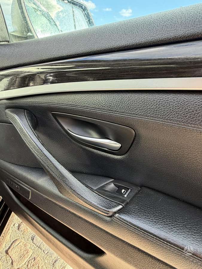 BMW 528, 3.0 l., Седан