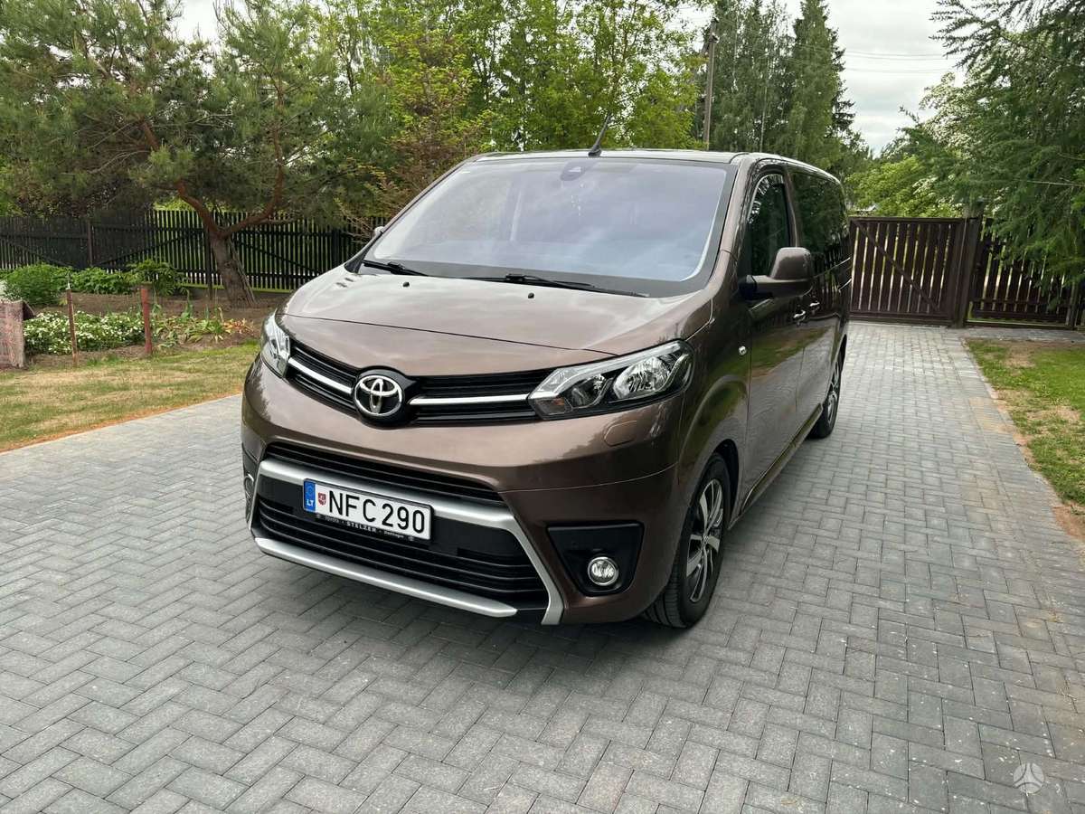 Toyota Proace Verso - 2