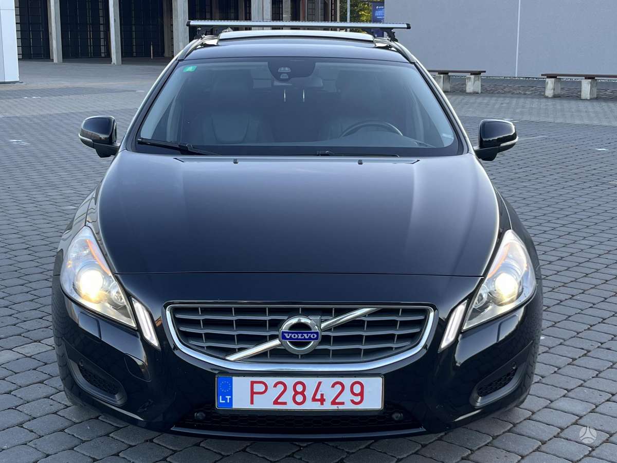 Volvo V60, 2.0 l., Универсал