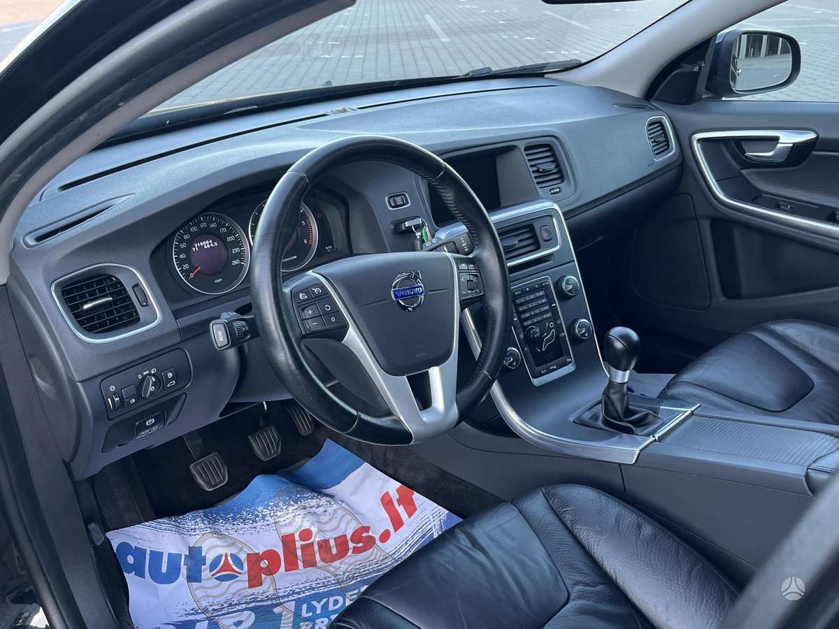 Volvo V60, 2.0 l., Универсал