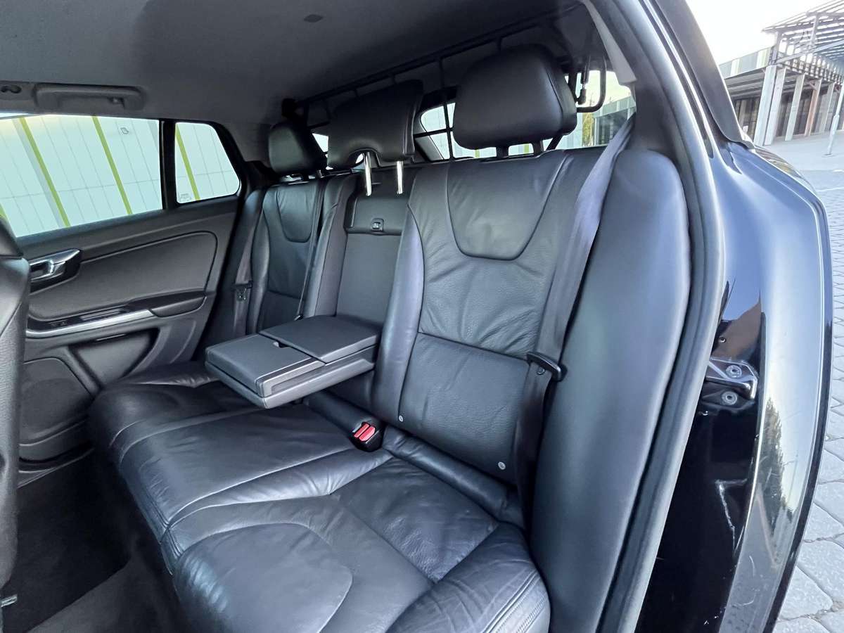 Volvo V60, 2.0 l., Универсал
